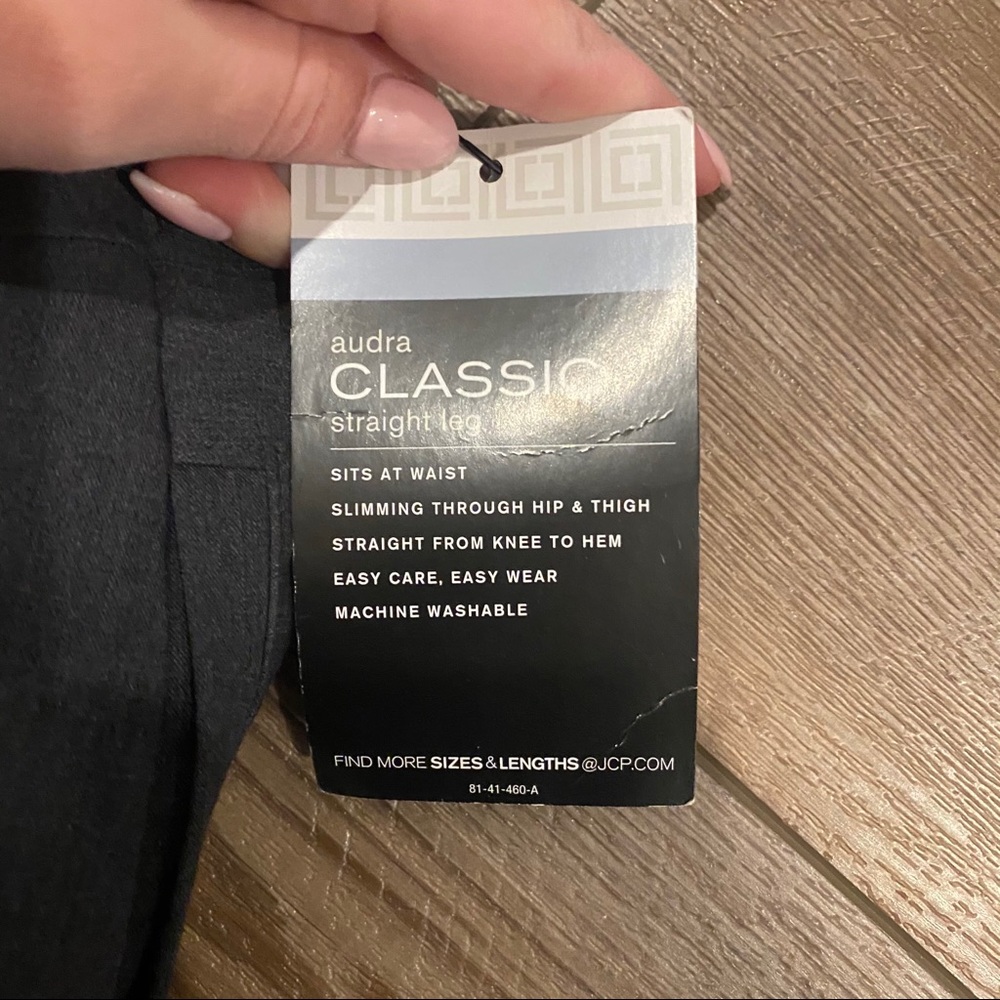 Liz Claiborne Pants - Picture 3 of 5